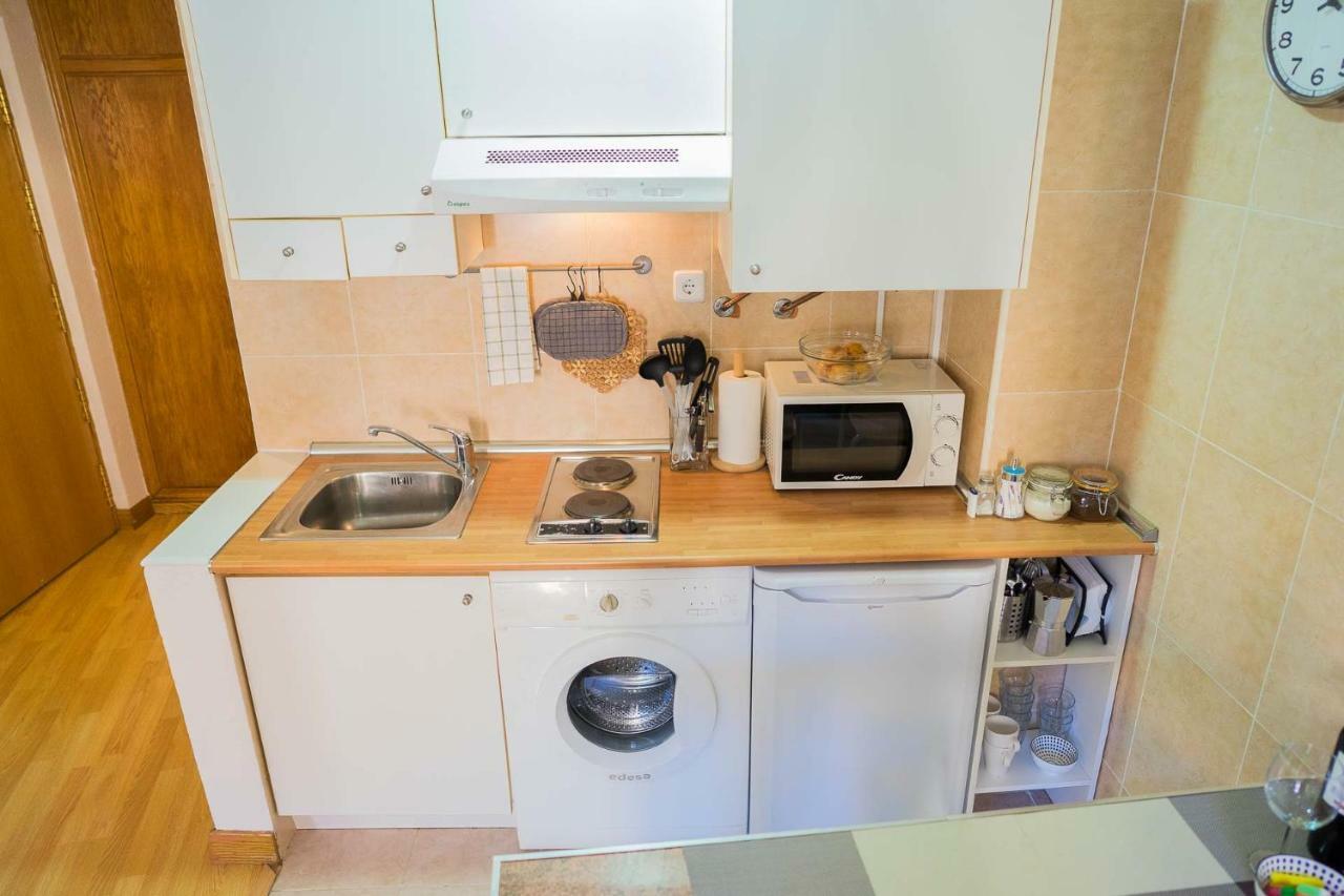 Piso Moderno Centro Madridアパートメント エクステリア 写真