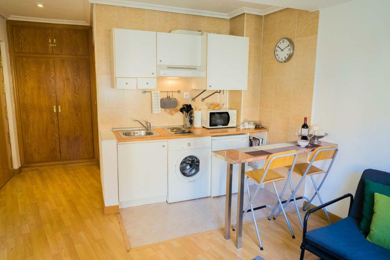 Piso Moderno Centro Madridアパートメント エクステリア 写真